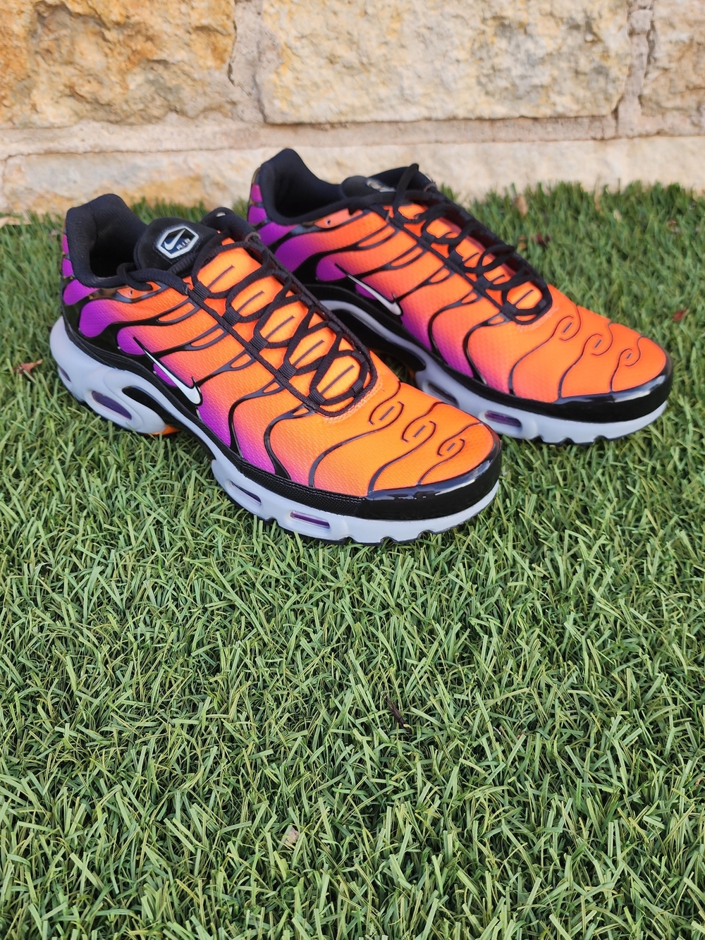 Nike Air Max Plus TN Gradient Flame Running Shoes - Purple Orange Pink Yellow - Picture 2 of 8